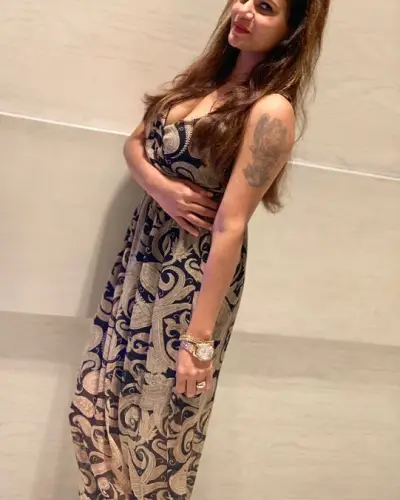 Kunnam Escort